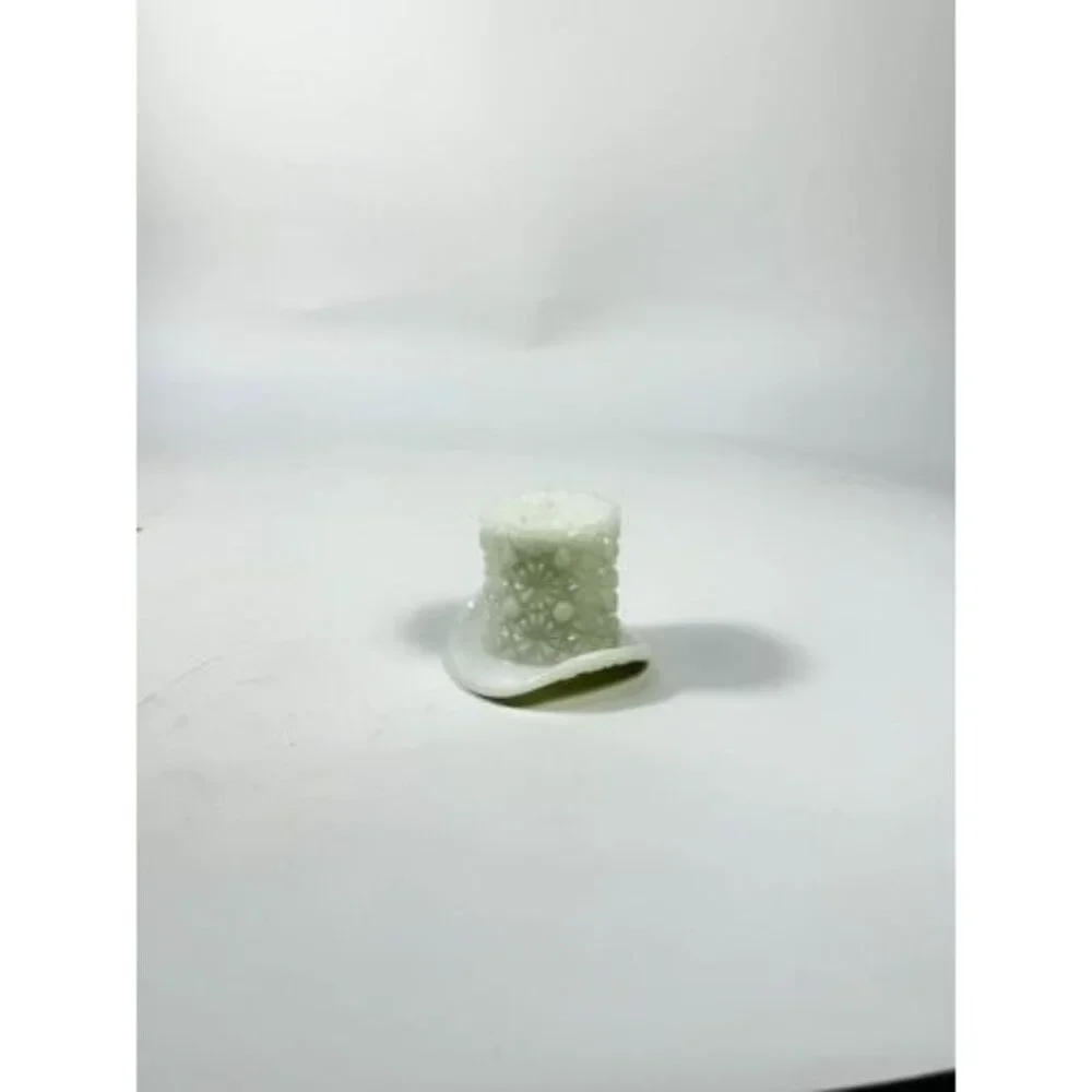 Toothpick Holder Vase Candleholder Fenton Daisy Button Top Hat Opalescent Milk G - Picture 9 of 16